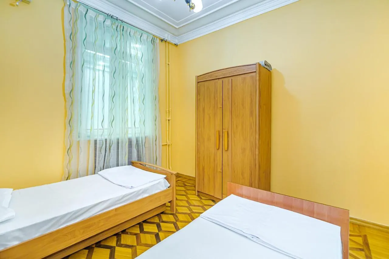 Apartment Targovu Nizami Street 4 Room Baku Azerbaijan