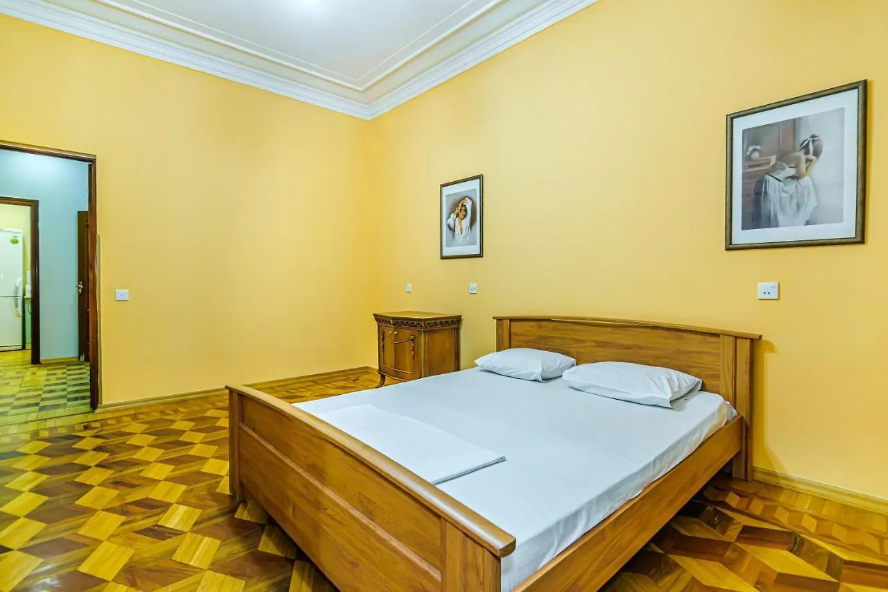 Targovu Nizami Street 4 Room Baku 0*,