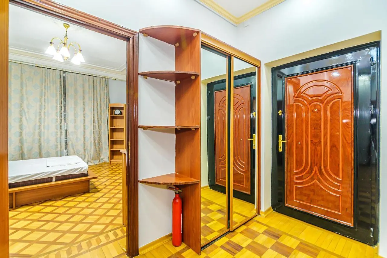 Targovu Nizami Street 4 Room Baku