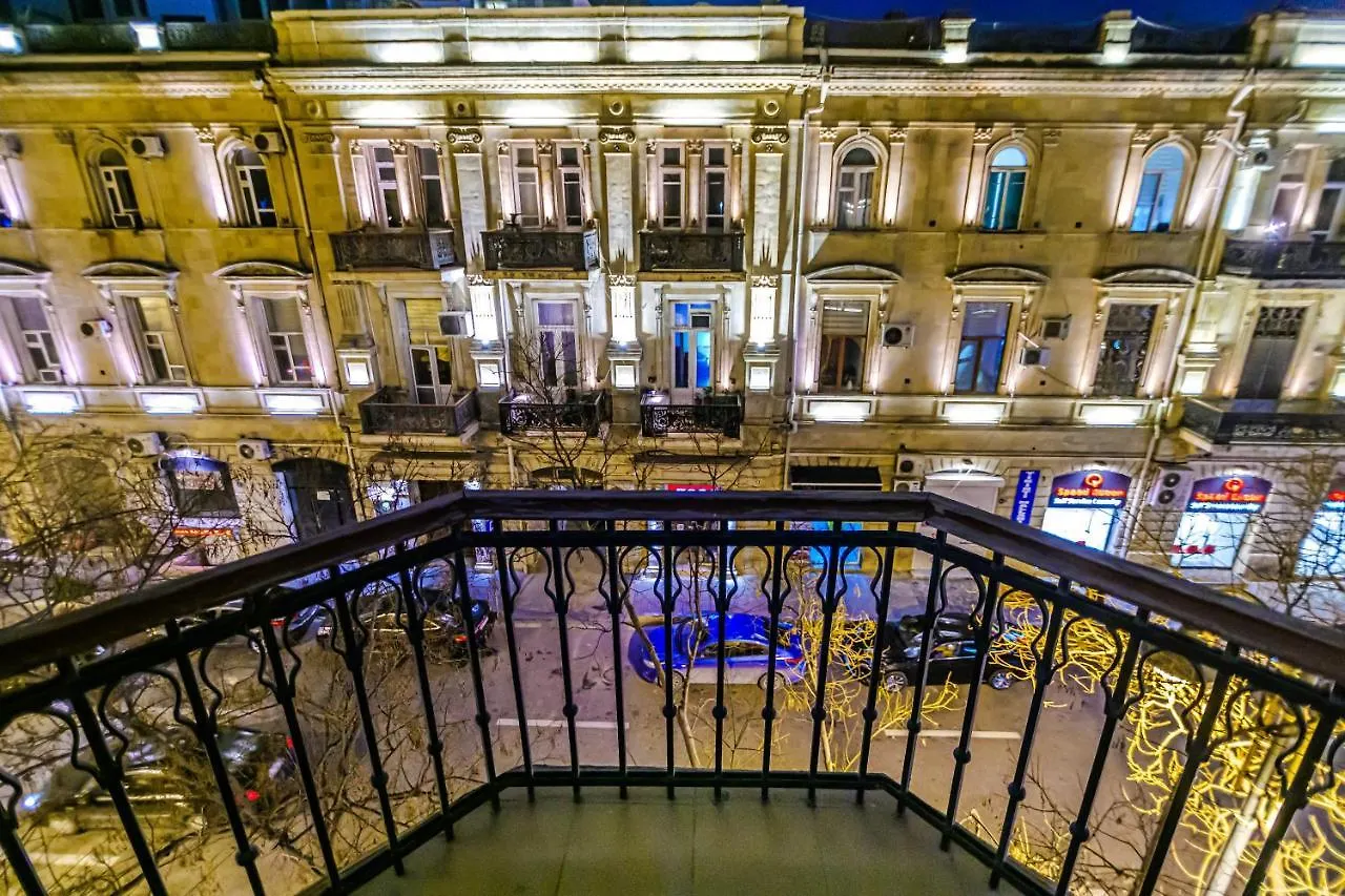 Targovu Nizami Street 4 Room Baku